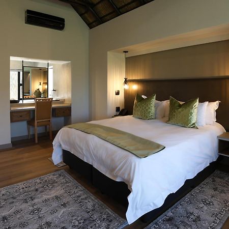 Kloofzicht Lodge & Spa ครูเกอร์สดอร์ป ภายนอก รูปภาพ