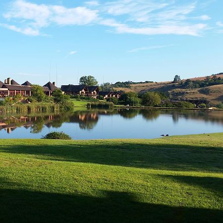 Kloofzicht Lodge & Spa ครูเกอร์สดอร์ป ภายนอก รูปภาพ The village of Sunstone