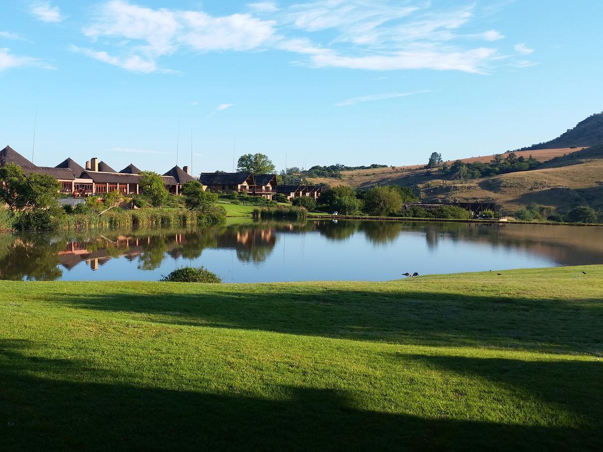 Kloofzicht Lodge & Spa ครูเกอร์สดอร์ป ภายนอก รูปภาพ The village of Sunstone